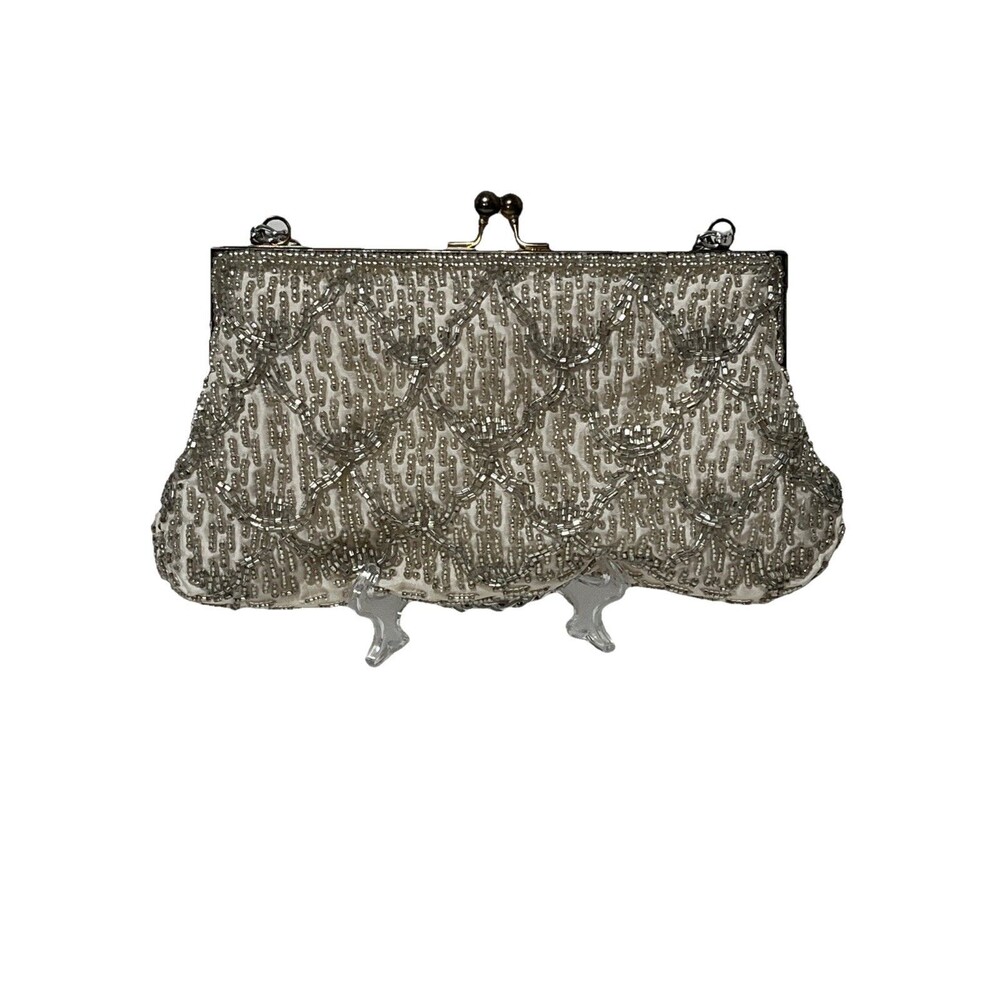 Beautiful Vintage Beaded Chandelier Style Evening Bag Handbag Clutch White
